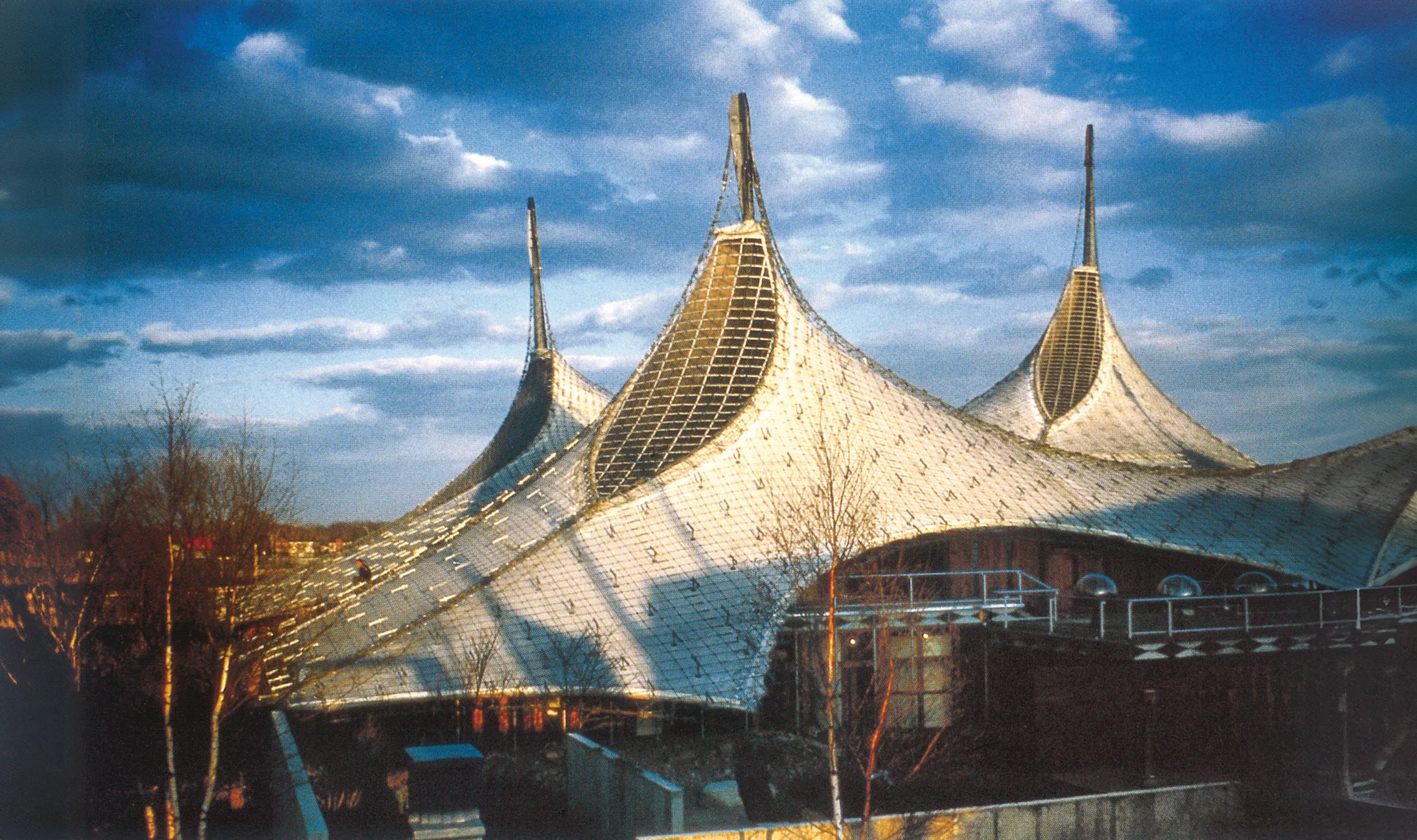 Pavilhão Alemão de Frei Otto e Rolf Gutbrod na Expo 67, Montreal