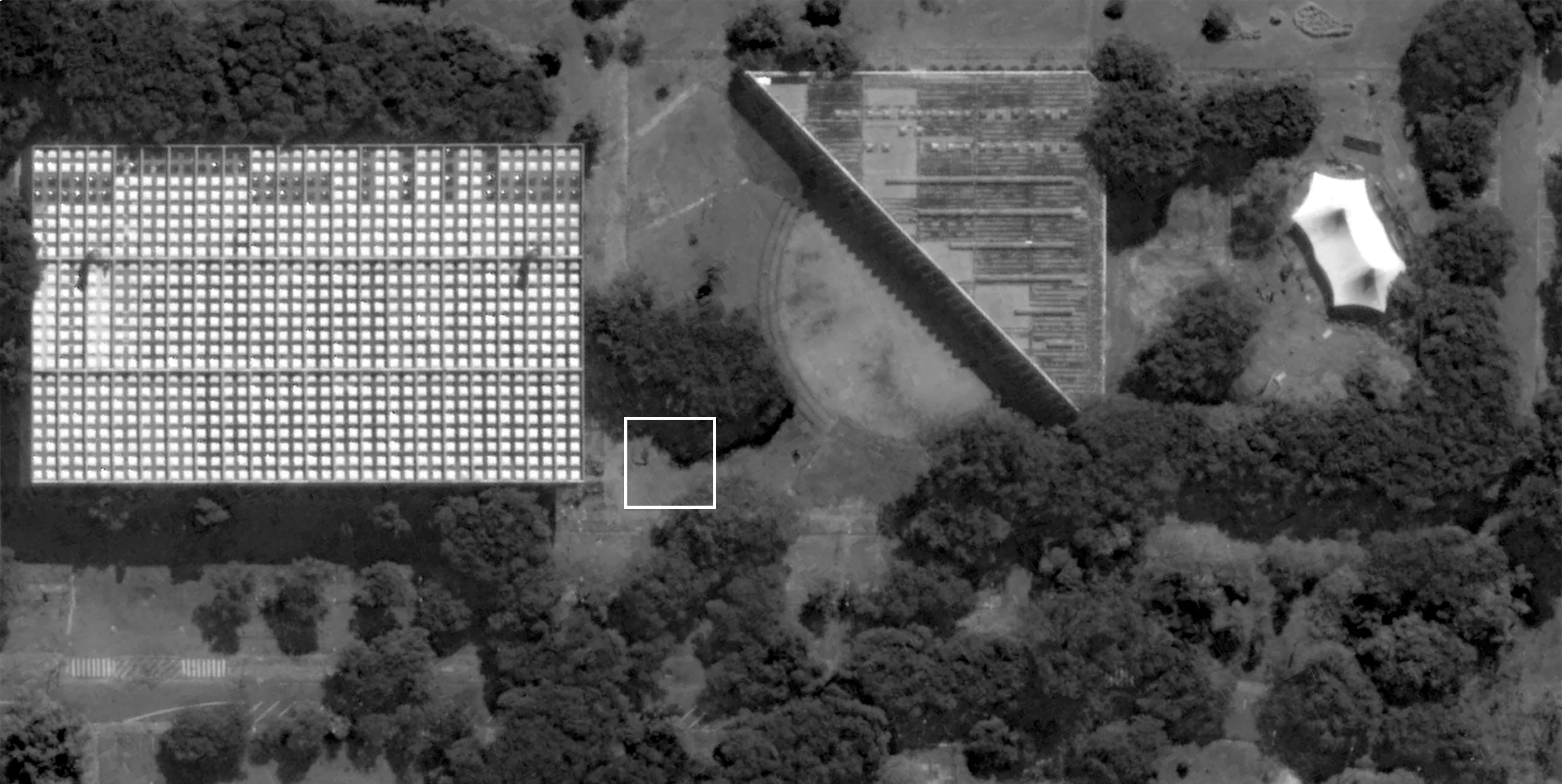 FAU-USP links und LAME rechts: Satellitenfoto