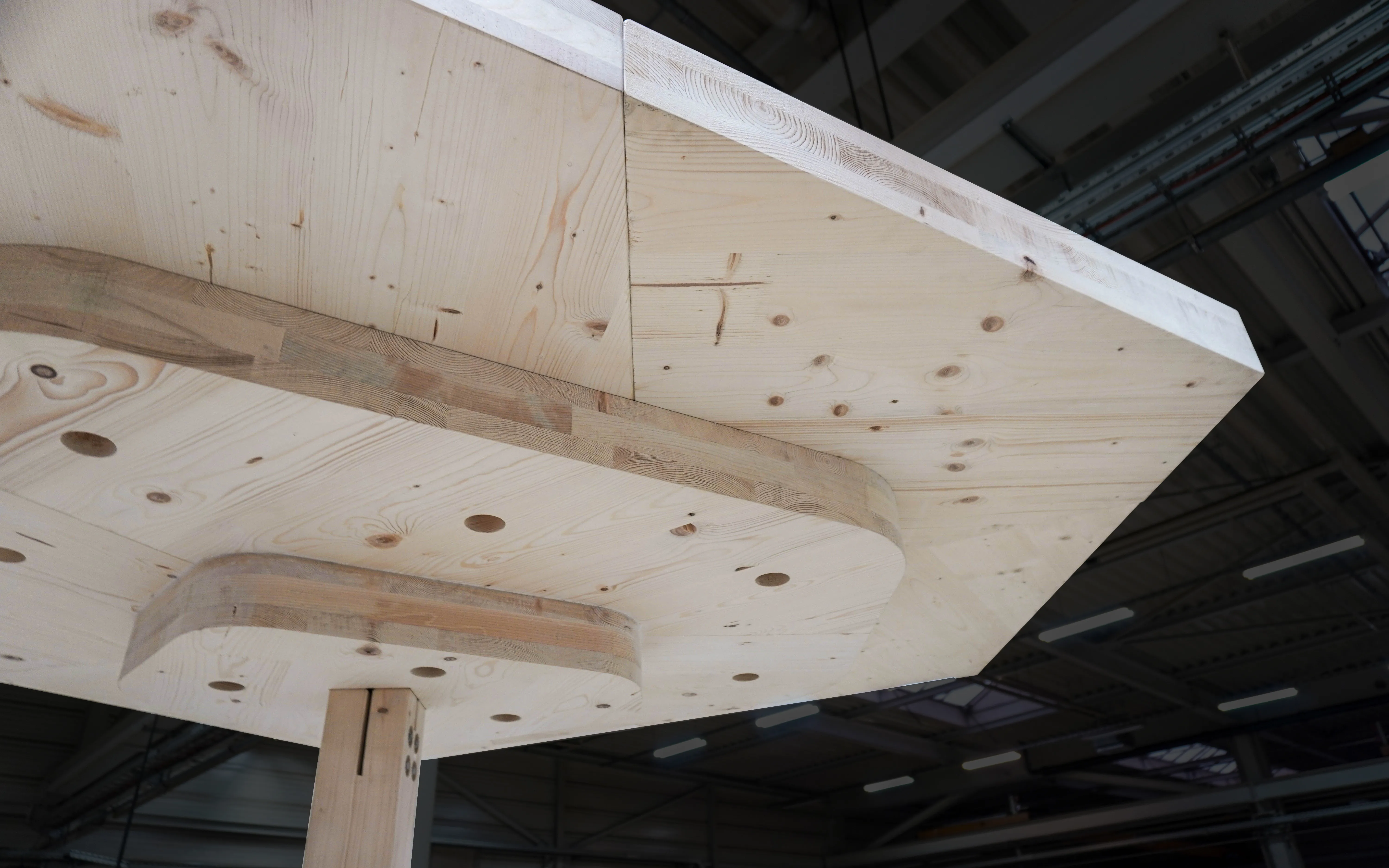 Close-up photo of the demonstrator ceiling.
Close-up of the demonstrator ceiling.