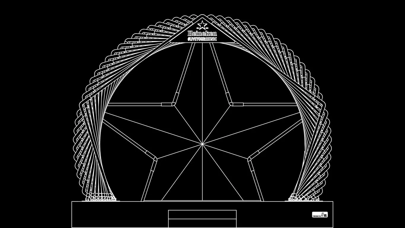 Elevação frontal do palco Heineken mostrando o padrão da estrela formado pelo arranjo rotacionado de bambu.